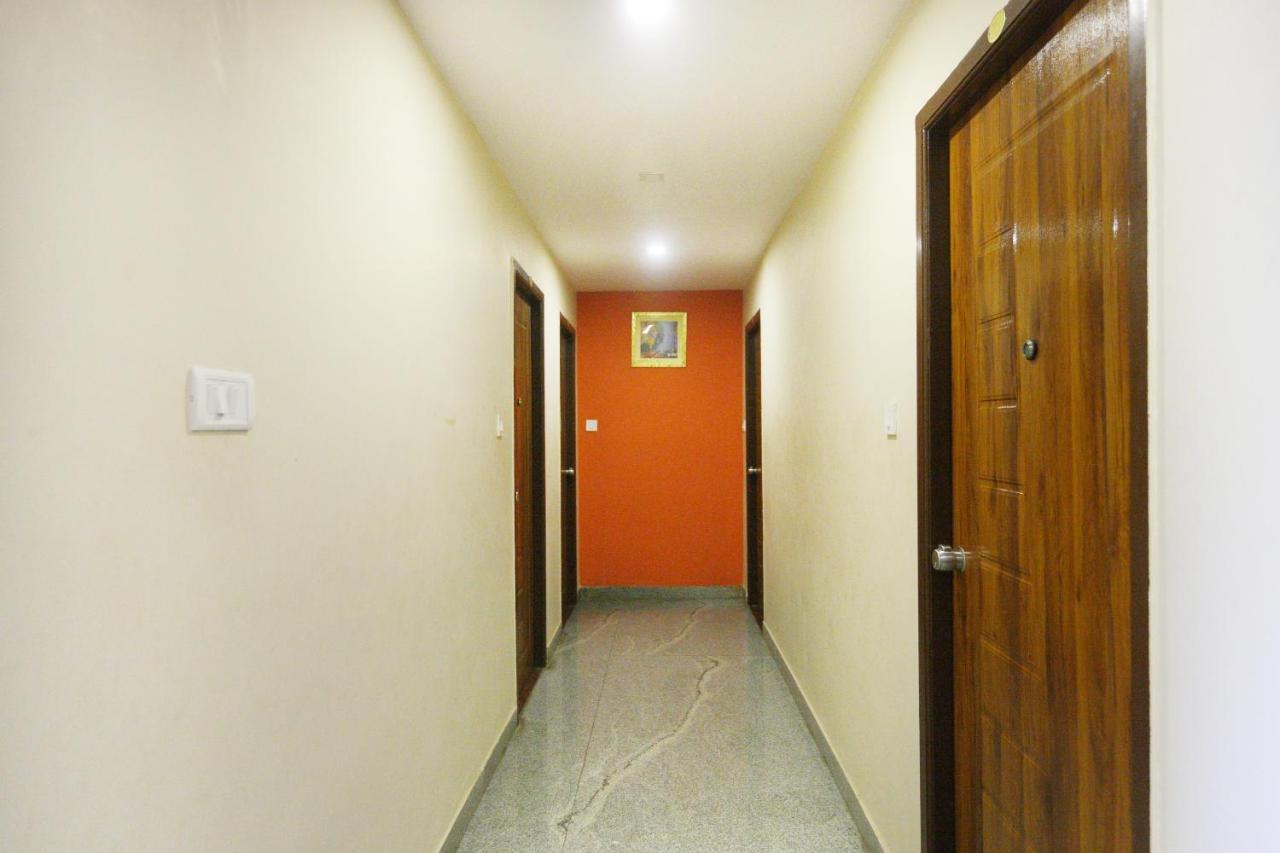 Oyo 7224 Krishna Prasad Hotell Chennai Eksteriør bilde