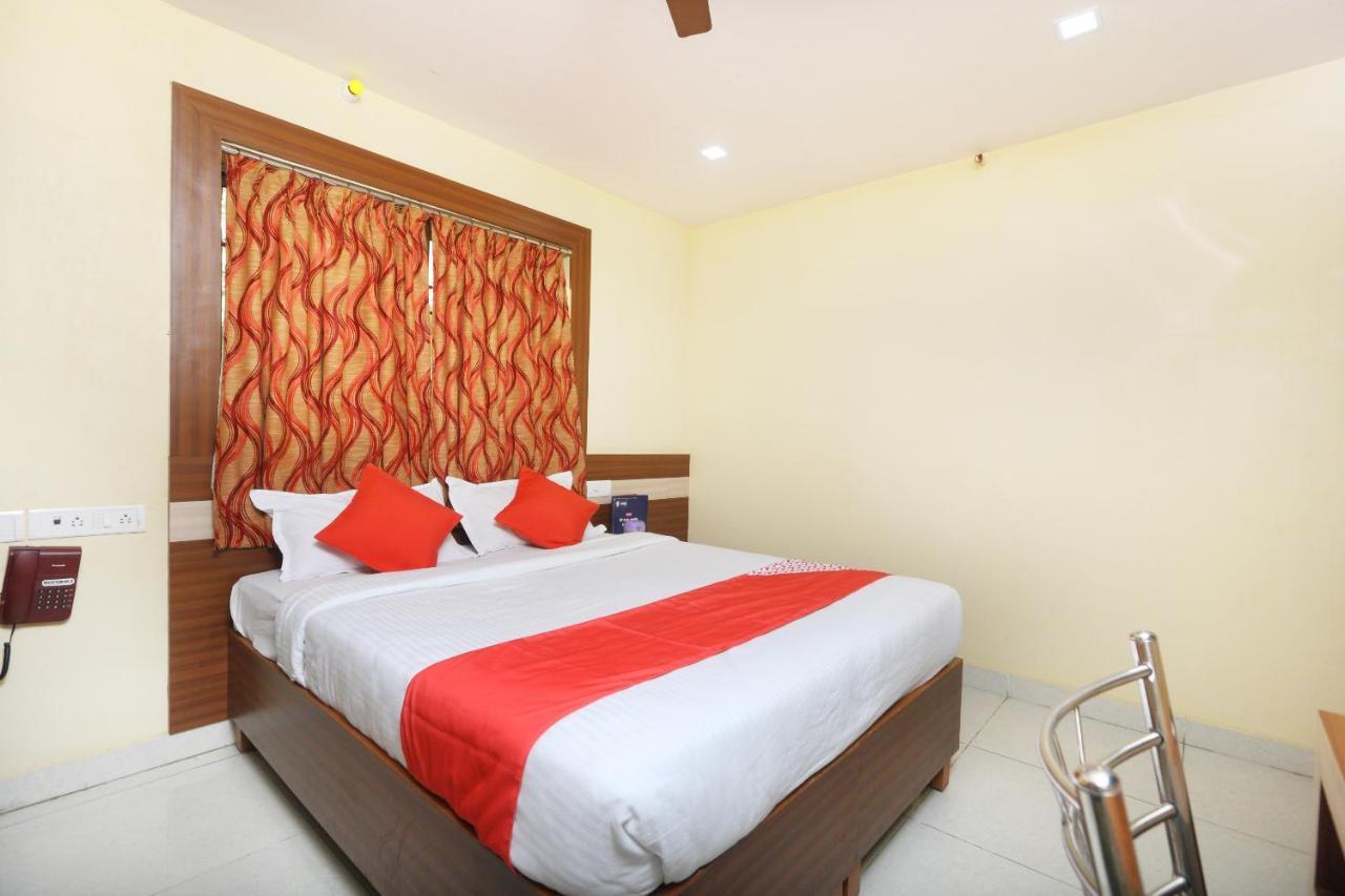 Oyo 7224 Krishna Prasad Hotell Chennai Eksteriør bilde